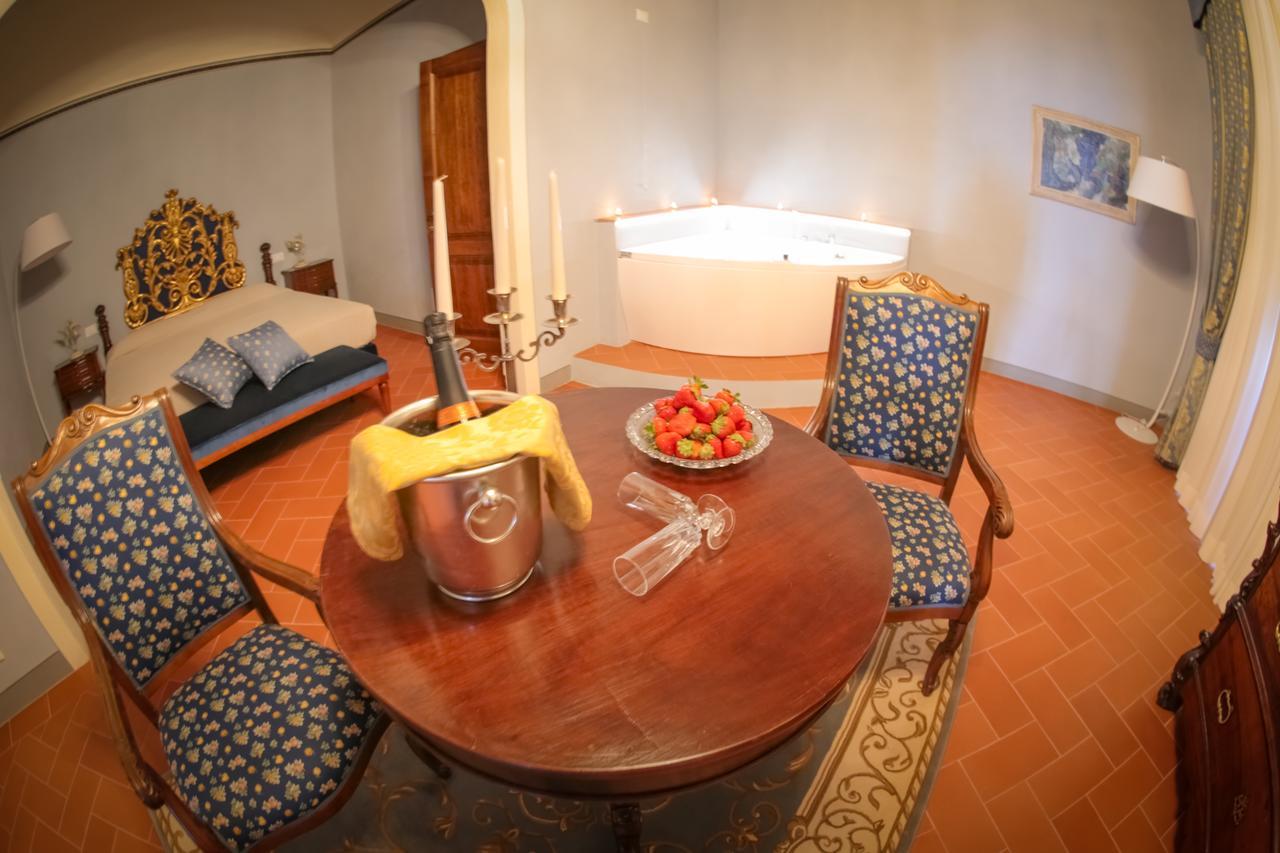 Relais Villa Poschi Pugnano Exterior photo